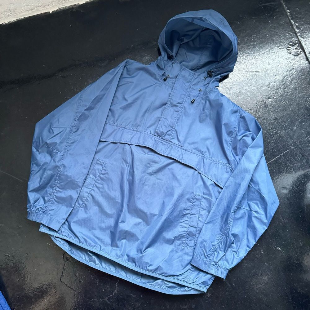 90’s Nylon Gap Windbreaker